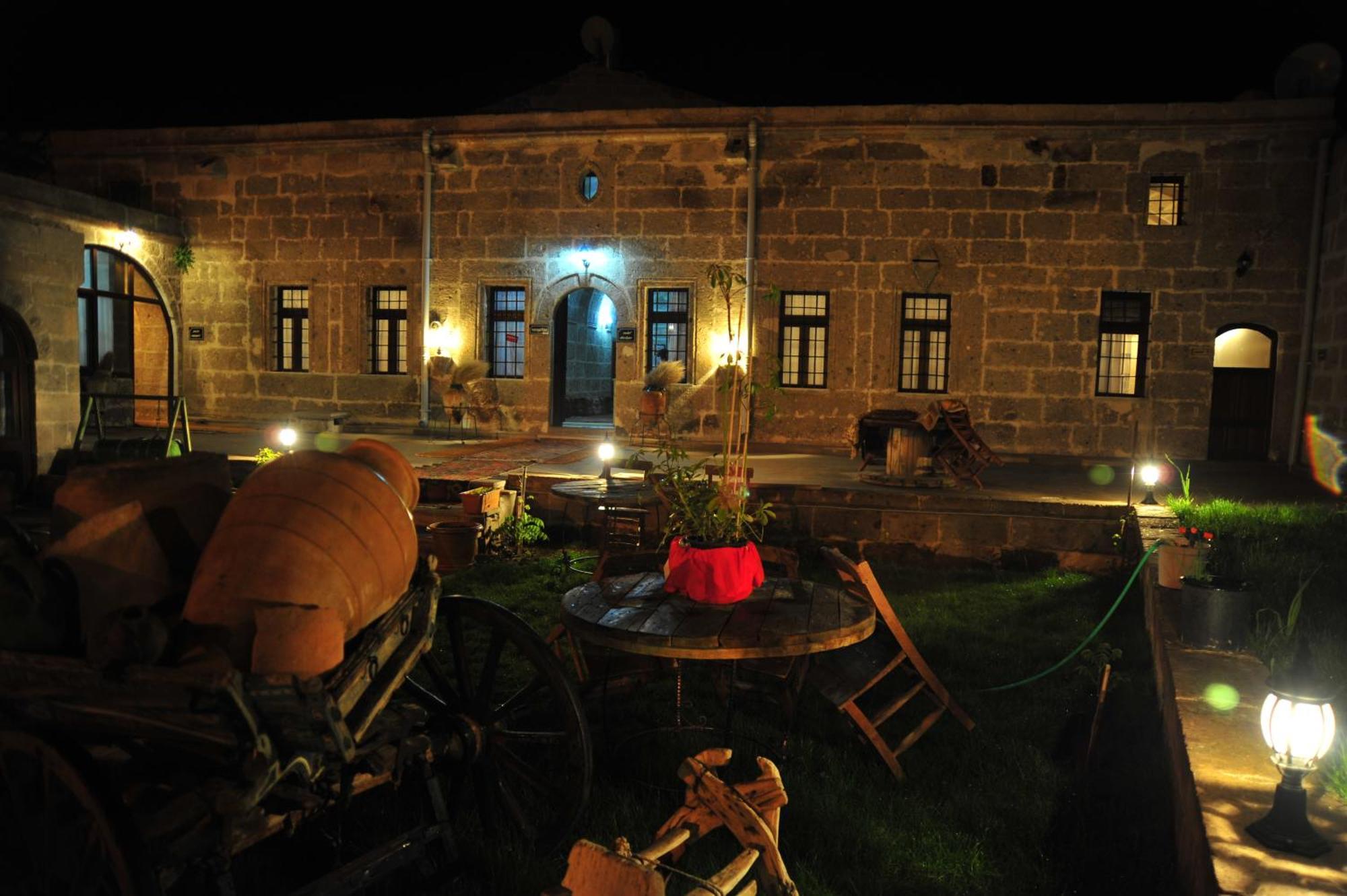 Osmanoglu Hotel Guzelyurt Екстер'єр фото