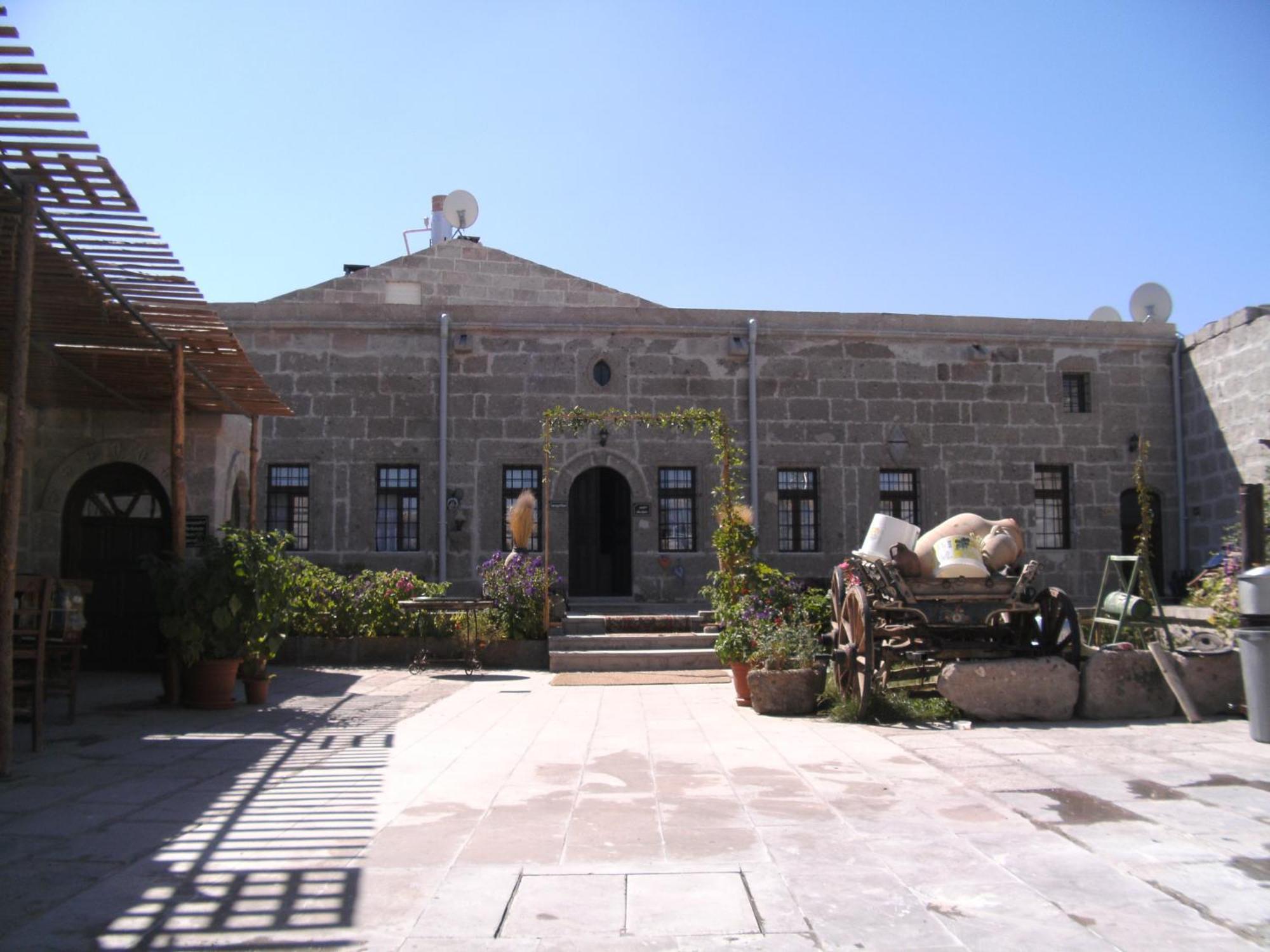 Osmanoglu Hotel Guzelyurt Екстер'єр фото